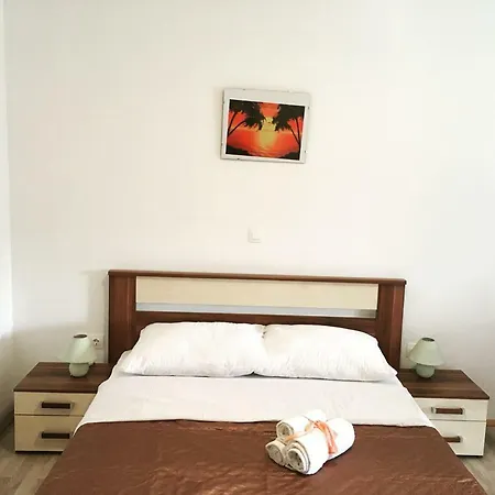 Apartment Lavanda Vrsi